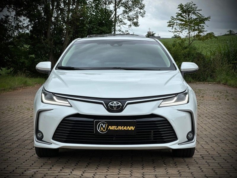 Toyota COROLLA ALTIS 2.0 2023 NEUMANN VEÍCULOS ARROIO DO MEIO / Carros no Vale