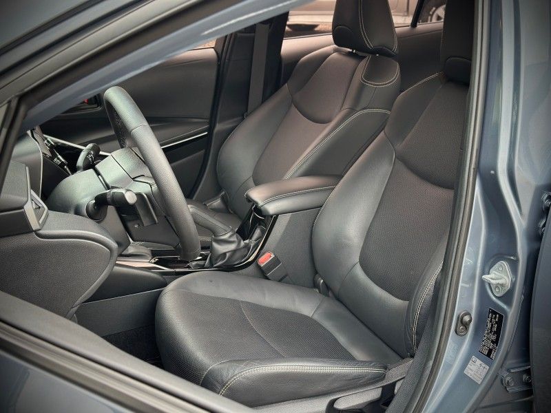 Toyota COROLLA XEi 2.0 2020 NEUMANN VEÍCULOS ARROIO DO MEIO / Carros no Vale