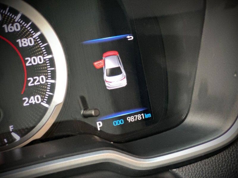 Toyota COROLLA XEi 2.0 2020 NEUMANN VEÍCULOS ARROIO DO MEIO / Carros no Vale