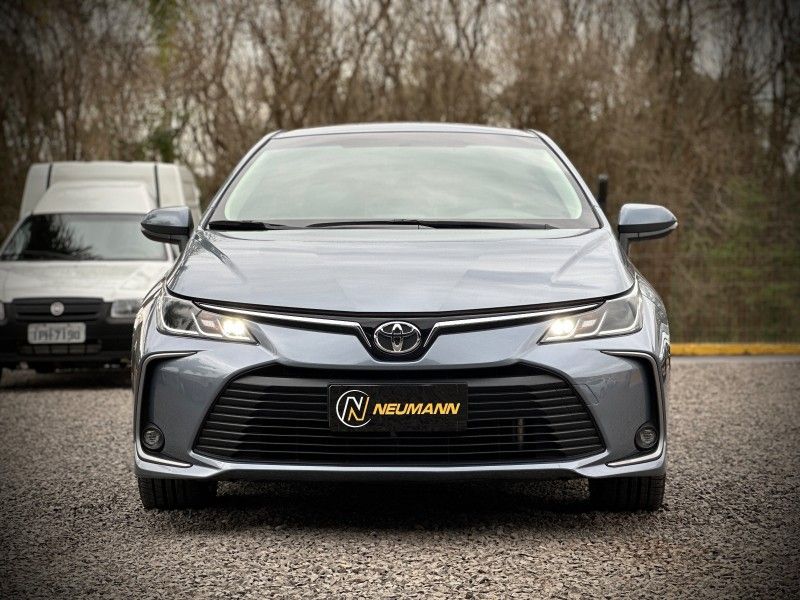 Toyota COROLLA XEi 2.0 2020 NEUMANN VEÍCULOS ARROIO DO MEIO / Carros no Vale