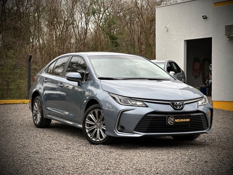 Toyota COROLLA XEi 2.0 2020 NEUMANN VEÍCULOS ARROIO DO MEIO / Carros no Vale