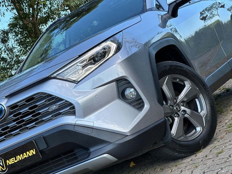 Toyota RAV 2.5 S HYBRID CONNECT 4X4 2019 NEUMANN VEÍCULOS ARROIO DO MEIO / Carros no Vale