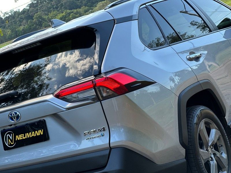 Toyota RAV 2.5 S HYBRID CONNECT 4X4 2019 NEUMANN VEÍCULOS ARROIO DO MEIO / Carros no Vale