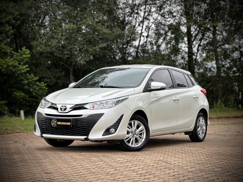 Toyota YARIS XL PLUS TECH 1.3 CVT 2019 NEUMANN VEÍCULOS ARROIO DO MEIO / Carros no Vale