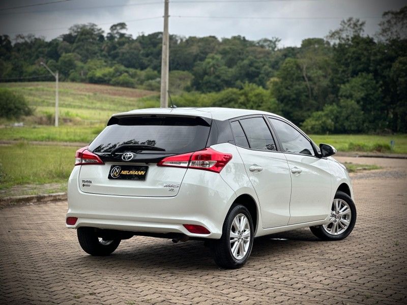 Toyota YARIS XL PLUS TECH 1.3 CVT 2019 NEUMANN VEÍCULOS ARROIO DO MEIO / Carros no Vale