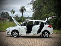 Toyota YARIS XL PLUS TECH 1.3 CVT 2019 NEUMANN VEÍCULOS ARROIO DO MEIO / Carros no Vale