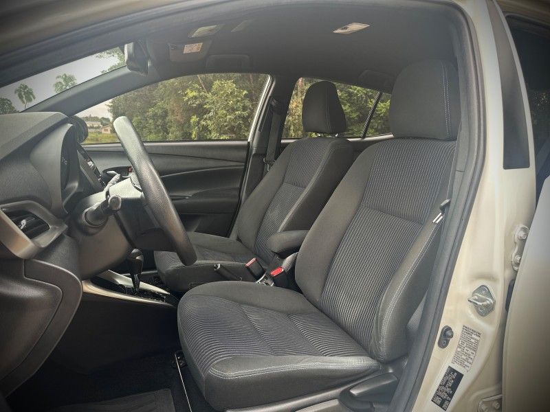 Toyota YARIS XL PLUS TECH 1.3 CVT 2019 NEUMANN VEÍCULOS ARROIO DO MEIO / Carros no Vale