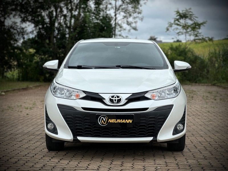 Toyota YARIS XL PLUS TECH 1.3 CVT 2019 NEUMANN VEÍCULOS ARROIO DO MEIO / Carros no Vale