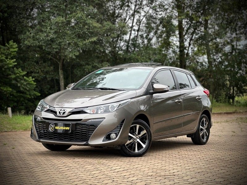 Toyota YARIS XLS CONNECT 1.5 2020 NEUMANN VEÍCULOS ARROIO DO MEIO / Carros no Vale
