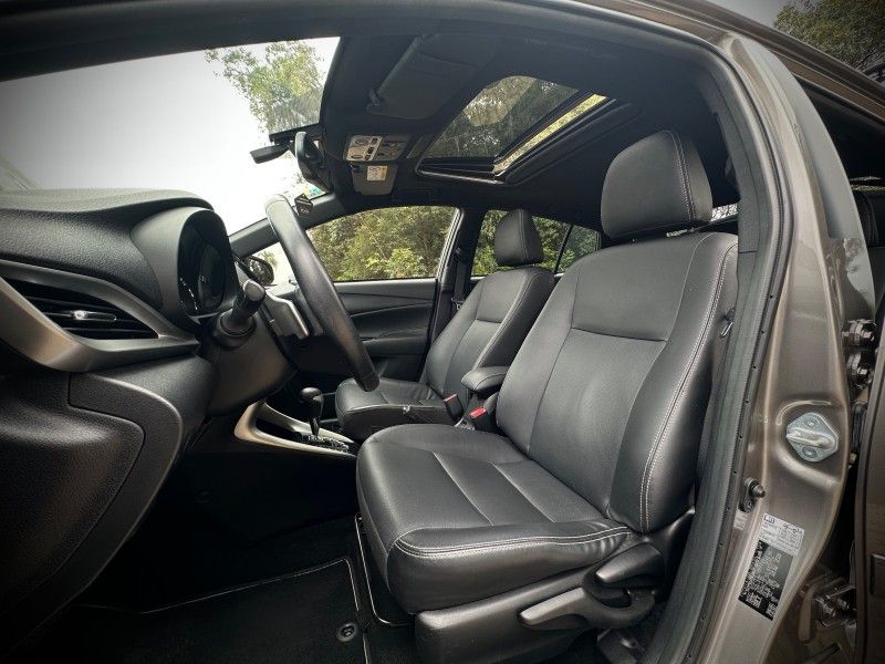 Toyota YARIS XLS CONNECT 1.5 2020 NEUMANN VEÍCULOS ARROIO DO MEIO / Carros no Vale