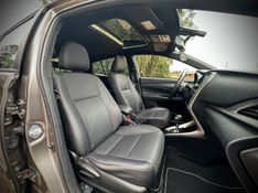 Toyota YARIS XLS CONNECT 1.5 2020 NEUMANN VEÍCULOS ARROIO DO MEIO / Carros no Vale