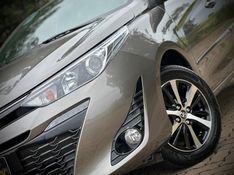 Toyota YARIS XLS CONNECT 1.5 2020 NEUMANN VEÍCULOS ARROIO DO MEIO / Carros no Vale