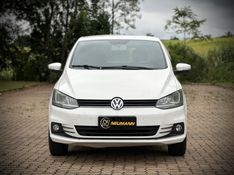 Volkswagen FOX COMFORTLINE 1.0 2017 NEUMANN VEÍCULOS ARROIO DO MEIO / Carros no Vale