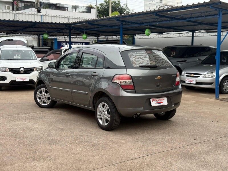 Chevrolet AGILE LTZ 1.4 8V 2011 FERREIRA VEÍCULOS VENÂNCIO AIRES / Carros no Vale