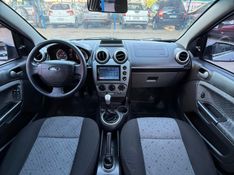 Ford FIESTA 1.0 8V 2014 FERREIRA VEÍCULOS VENÂNCIO AIRES / Carros no Vale