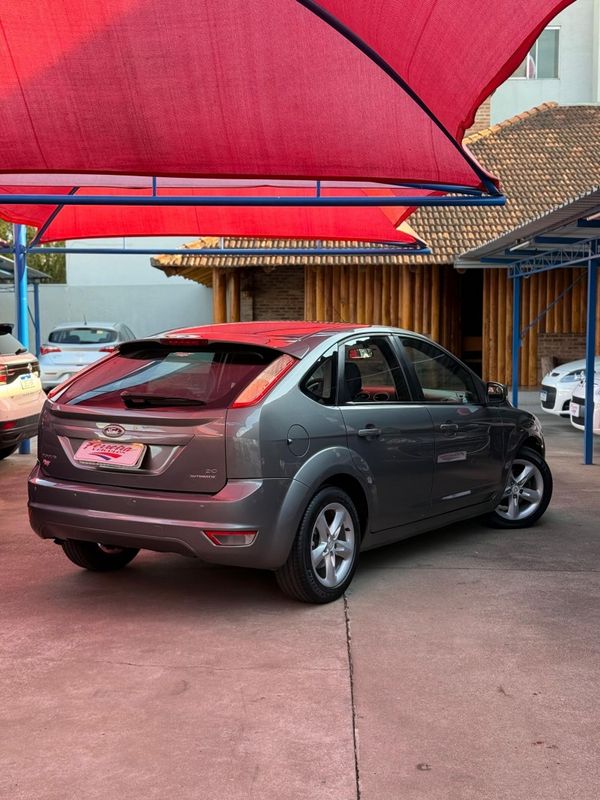 Ford FOCUS 2.0 L 2009 FERREIRA VEÍCULOS VENÂNCIO AIRES / Carros no Vale