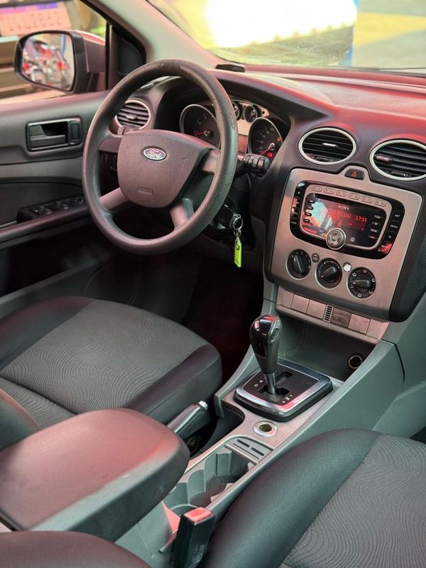 Ford FOCUS 2.0 L 2009 FERREIRA VEÍCULOS VENÂNCIO AIRES / Carros no Vale