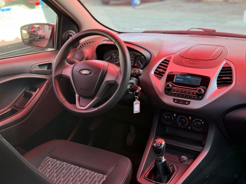 Ford KA SE 1.0 2019 FERREIRA VEÍCULOS VENÂNCIO AIRES / Carros no Vale
