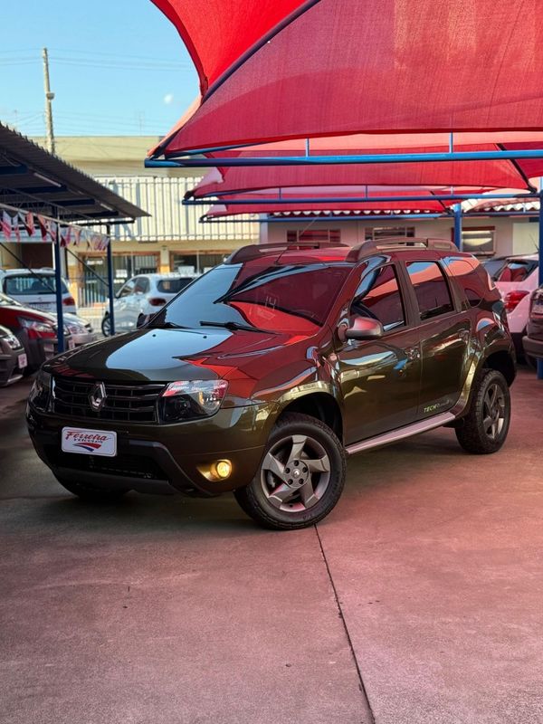 Renault DUSTER TECH ROAD 2.0 2014 FERREIRA VEÍCULOS VENÂNCIO AIRES / Carros no Vale