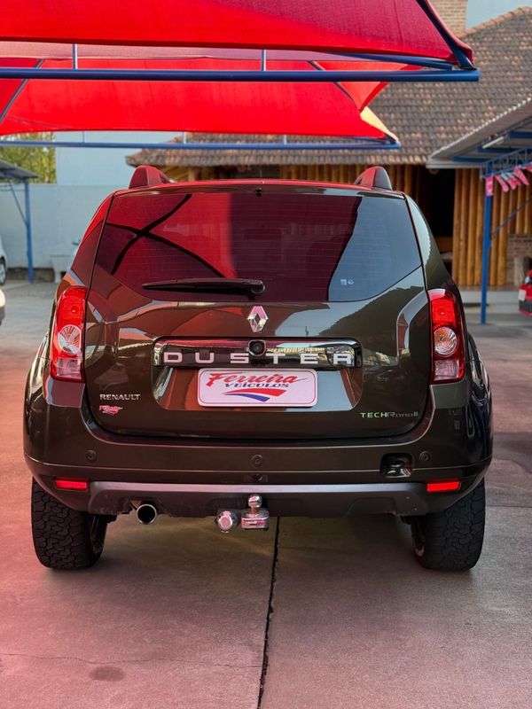 Renault DUSTER TECH ROAD 2.0 2014 FERREIRA VEÍCULOS VENÂNCIO AIRES / Carros no Vale