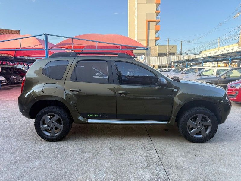 Renault DUSTER TECH ROAD 2.0 2014 FERREIRA VEÍCULOS VENÂNCIO AIRES / Carros no Vale