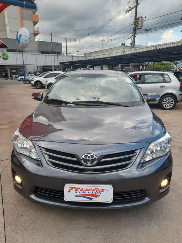 Toyota COROLLA XEi 2.0 2013 FERREIRA VEÍCULOS VENÂNCIO AIRES / Carros no Vale