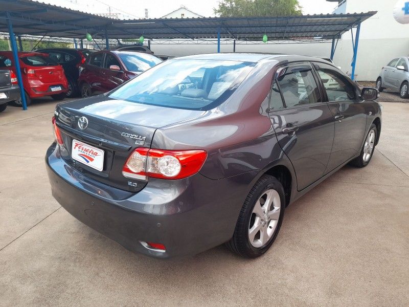 Toyota COROLLA XEi 2.0 2013 FERREIRA VEÍCULOS VENÂNCIO AIRES / Carros no Vale
