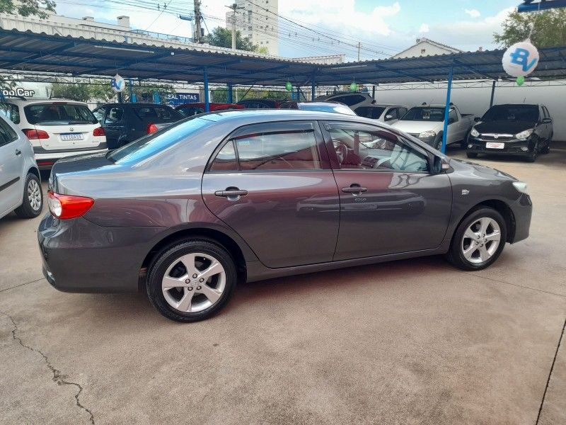 Toyota COROLLA XEi 2.0 2013 FERREIRA VEÍCULOS VENÂNCIO AIRES / Carros no Vale