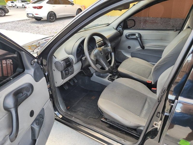 CHEVROLET CLASSIC 1.0 MPFI LIFE 8V 2010/2010 HUBNER MULTIMARCAS FARROUPILHA / Carros no Vale CHEVROLET CLASSIC 1.0 MPFI LIFE 8V 2010/2010 HUBNER MULTIMARCAS FARROUPILHA / Carros no Vale