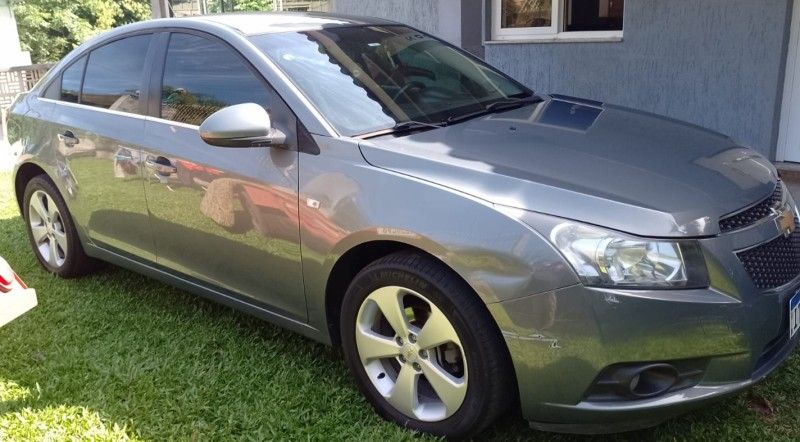 CHEVROLET CRUZE 1.8 LT 16V 2012/2012 HUBNER MULTIMARCAS FARROUPILHA / Carros no Vale