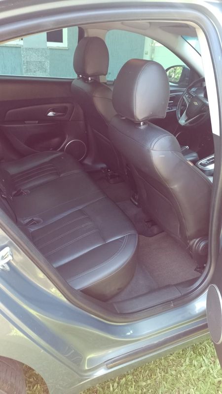 CHEVROLET CRUZE 1.8 LT 16V 2012/2012 HUBNER MULTIMARCAS FARROUPILHA / Carros no Vale