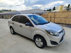 FORD FIESTA 1.0 MPI CLASS 8V 2012/2013 HUBNER MULTIMARCAS FARROUPILHA / Carros no Vale