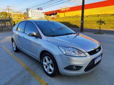FORD FOCUS 2.0 GLX 16V 2011/2011 HUBNER MULTIMARCAS FARROUPILHA / Carros no Vale