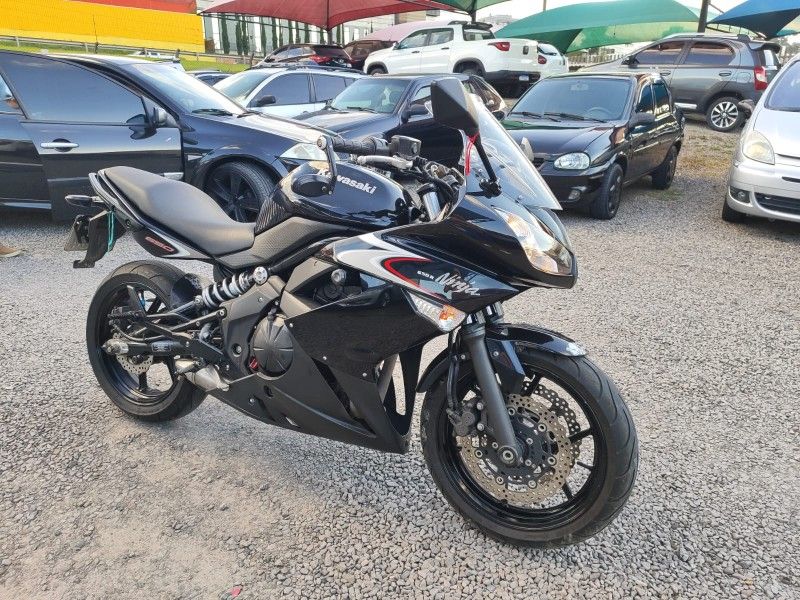 KAWASAKI NINJA 650R ABS 2012/2012 HUBNER MULTIMARCAS FARROUPILHA / Carros no Vale KAWASAKI NINJA 650R ABS 2012/2012 HUBNER MULTIMARCAS FARROUPILHA / Carros no Vale