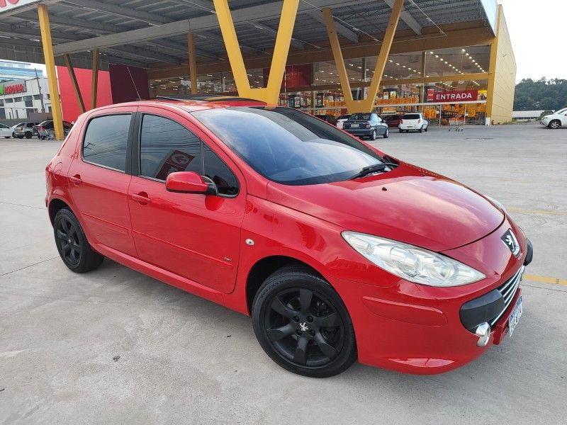 PEUGEOT 307 2.0 PREMIUM 16V 2011/2012 HUBNER MULTIMARCAS FARROUPILHA / Carros no Vale
