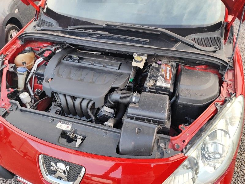 PEUGEOT 307 2.0 PREMIUM 16V 2011/2012 HUBNER MULTIMARCAS FARROUPILHA / Carros no Vale