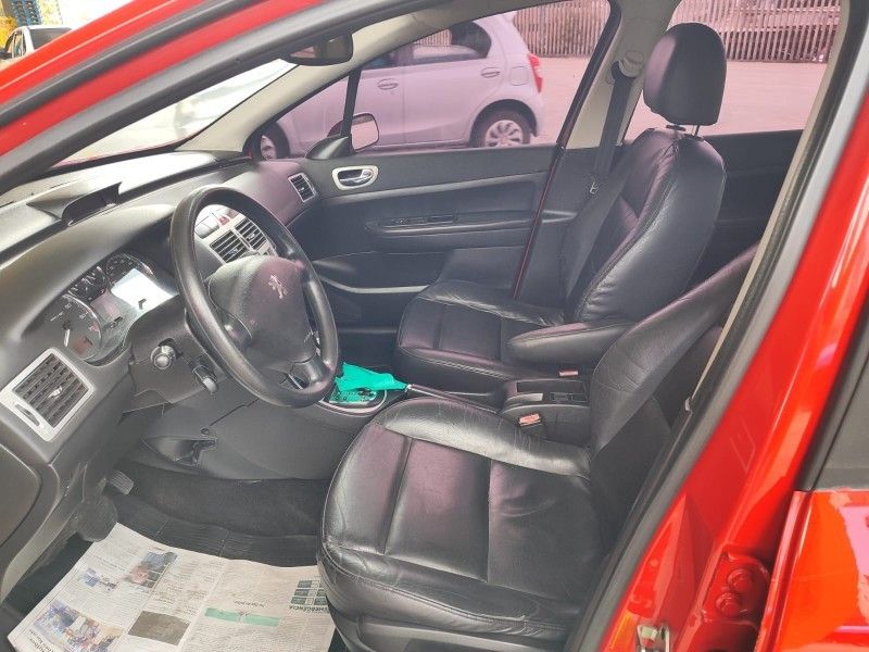 PEUGEOT 307 2.0 PREMIUM 16V 2011/2012 HUBNER MULTIMARCAS FARROUPILHA / Carros no Vale