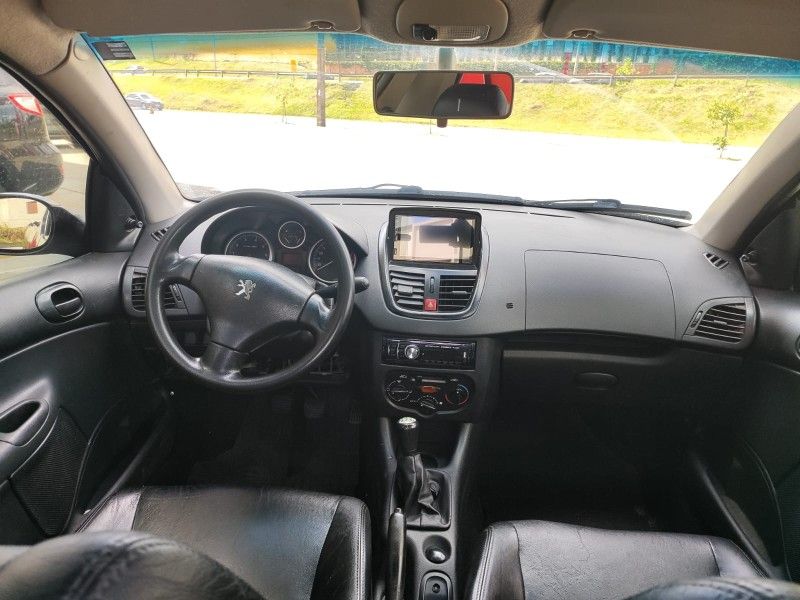 PEUGEOT HOGGAR 1.4 XR 2010/2011 HUBNER MULTIMARCAS FARROUPILHA / Carros no Vale