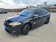 RENAULT MÉGANE 2.0 EXTREME SEDAN 16V 2009/2010 HUBNER MULTIMARCAS FARROUPILHA / Carros no Vale