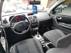 RENAULT MÉGANE 2.0 EXTREME SEDAN 16V 2009/2010 HUBNER MULTIMARCAS FARROUPILHA / Carros no Vale
