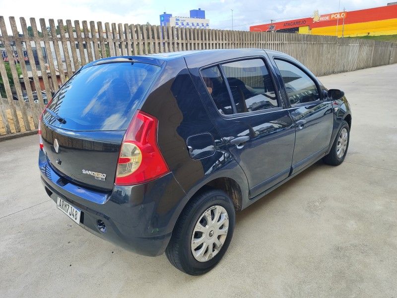 RENAULT SANDERO 1.6 PRIVILÉGE 16V 2009/2009 HUBNER MULTIMARCAS FARROUPILHA / Carros no Vale