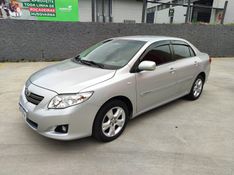 TOYOTA COROLLA 1.8 GLI 16V 2009/2010 HUBNER MULTIMARCAS FARROUPILHA / Carros no Vale