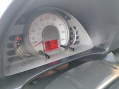 VOLKSWAGEN FOX 1.0 MI ROUTE 8V 2009/2009 HUBNER MULTIMARCAS FARROUPILHA / Carros no Vale