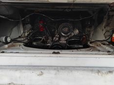 VOLKSWAGEN KOMBI 1.6 MI STD ESCOLAR 8V 3P 2000/2000 HUBNER MULTIMARCAS FARROUPILHA / Carros no Vale