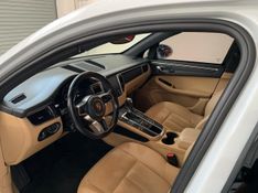 PORSCHE MACAN 2.0 16V GASOLINA 4P AUTOMÁTICO 2017/2018 FÁBIO BERNARDES PORTO ALEGRE / Carros no Vale
