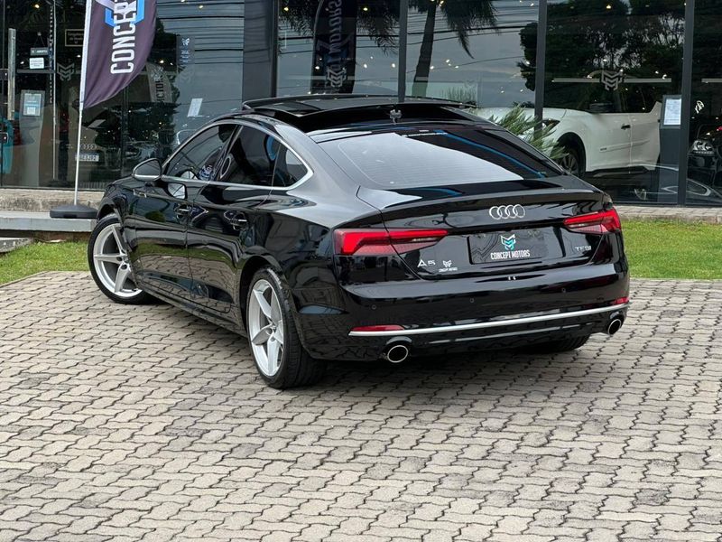 Audi A5 Ambiente Sportb 2.0 TFSI S Tonic 2018/2018 CONCEPT MOTORS PASSO FUNDO / Carros no Vale