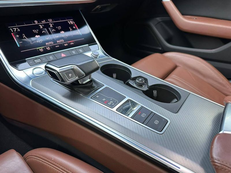 Audi A6 Performance 3.0 TFSI Quattro S.tronic 2019/2020 CONCEPT MOTORS PASSO FUNDO / Carros no Vale Audi A6 Performance 3.0 TFSI Quattro S.tronic 2019/2020 CONCEPT MOTORS PASSO FUNDO / Carros no Vale