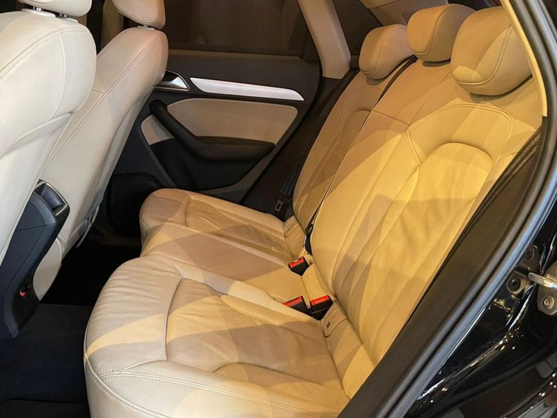 Audi Q3 1.4 TFSI/TFSI Flex S-tronic 5p 2018/2018 CONCEPT MOTORS PASSO FUNDO / Carros no Vale