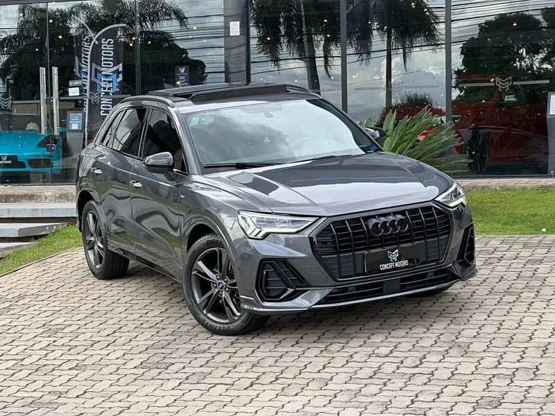Audi Q3 Black S Line 1.4 TFSI S-tronic 2021/2021 CONCEPT MOTORS PASSO FUNDO / Carros no Vale