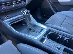 Audi Q3 Black S Line 1.4 TFSI S-tronic 2021/2021 CONCEPT MOTORS PASSO FUNDO / Carros no Vale